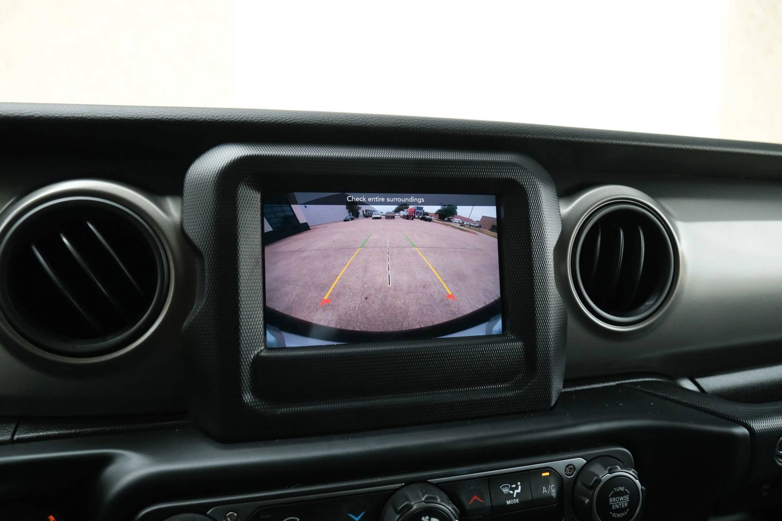 Used 2023 Jeep Wrangler Unlimited Sport image 37