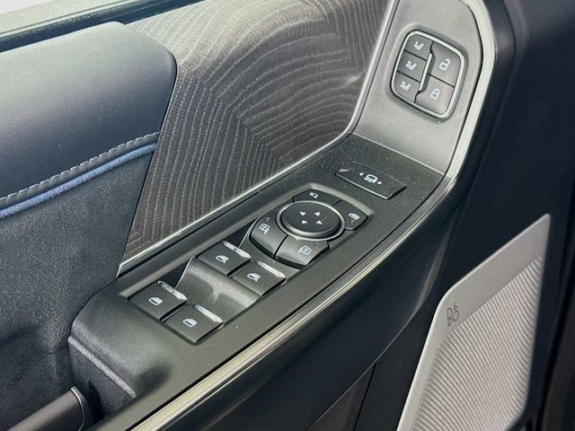 New 2025 Ford F450 Platinum w/ FX4 Off-Road Package image 18