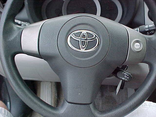 Used 2009 Toyota RAV4 4WD w/ Base L4 Extra Value Pkg image 27