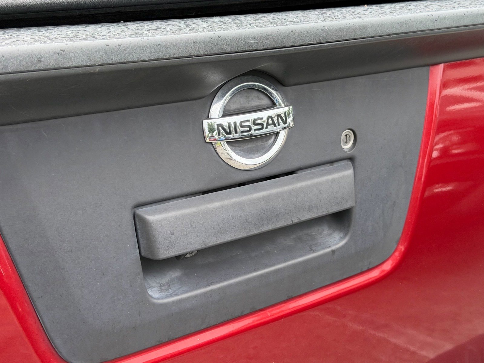 Used 2017 Nissan Frontier SV w/ SV Value Truck Package RWD image 16
