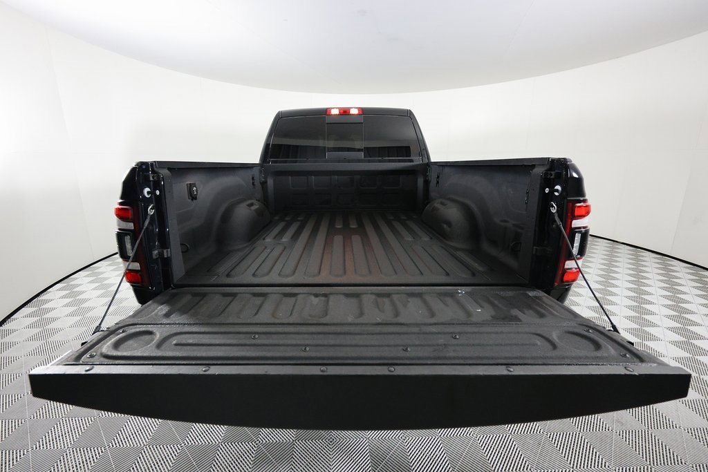 Used 2024 RAM 2500 Laramie w/ Night Edition image 7