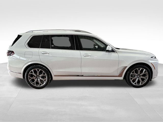 New 2026 BMW X7 xDrive40i image 2