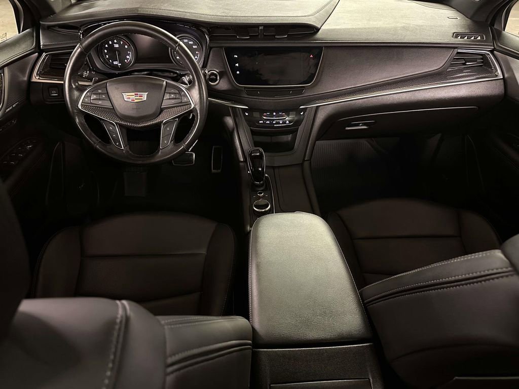 Used 2023 Cadillac XT5 Sportv w/ Technology Package image 18