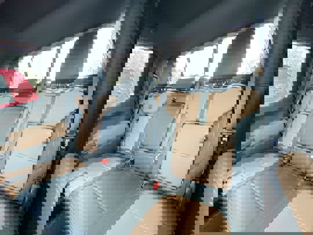 Used 2019 Chevrolet Silverado 1500 High Country image 26