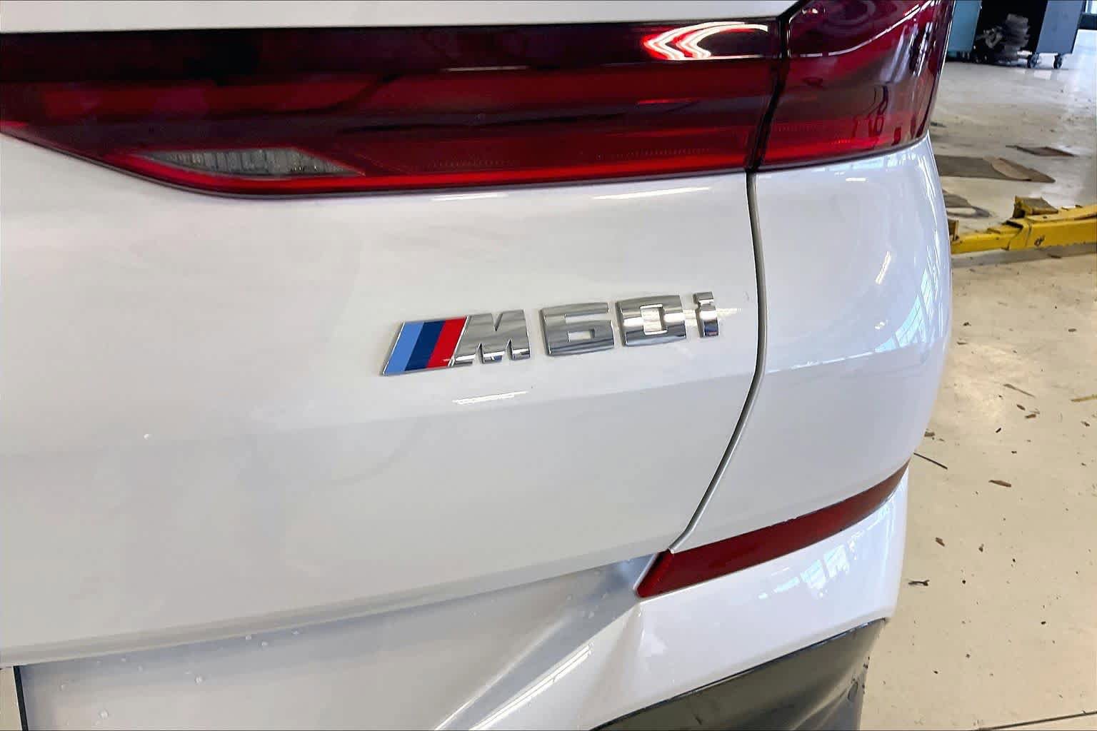 New 2027 BMW X6 M60i AWD/4WD image 15