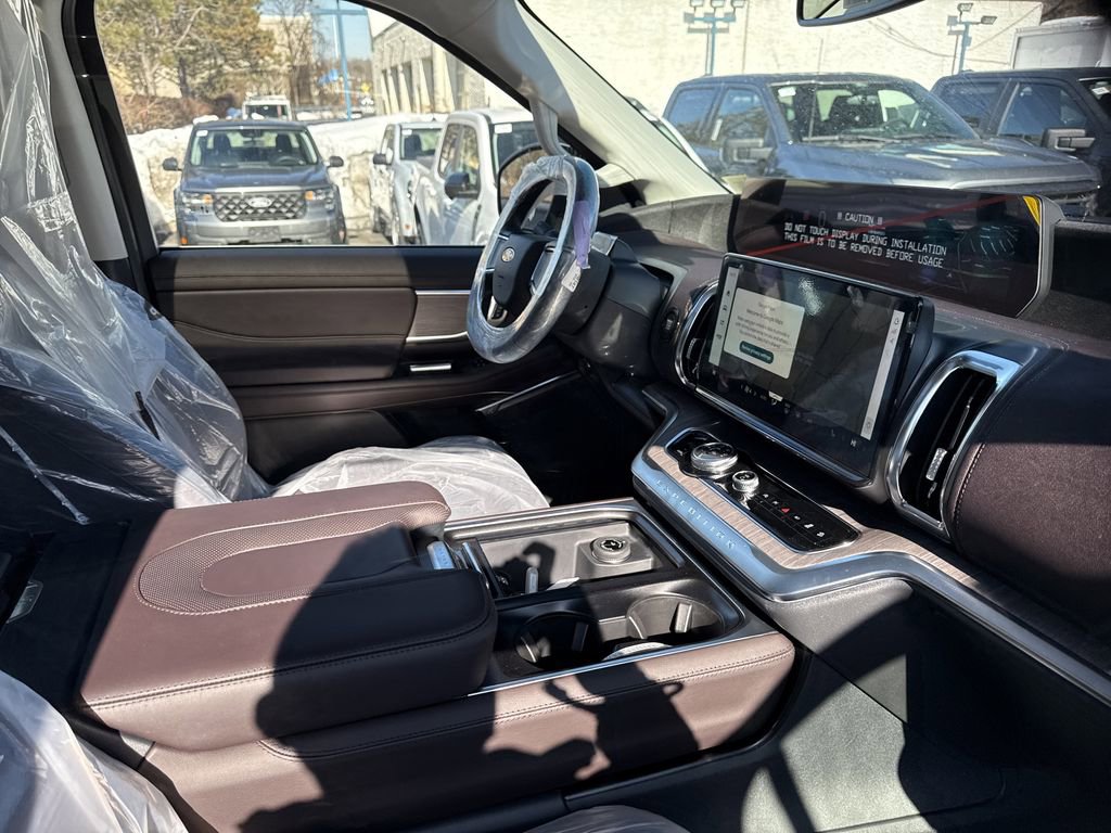 New 2026 Ford Expedition Platinum w/ Platinum Ultimate Package image 24
