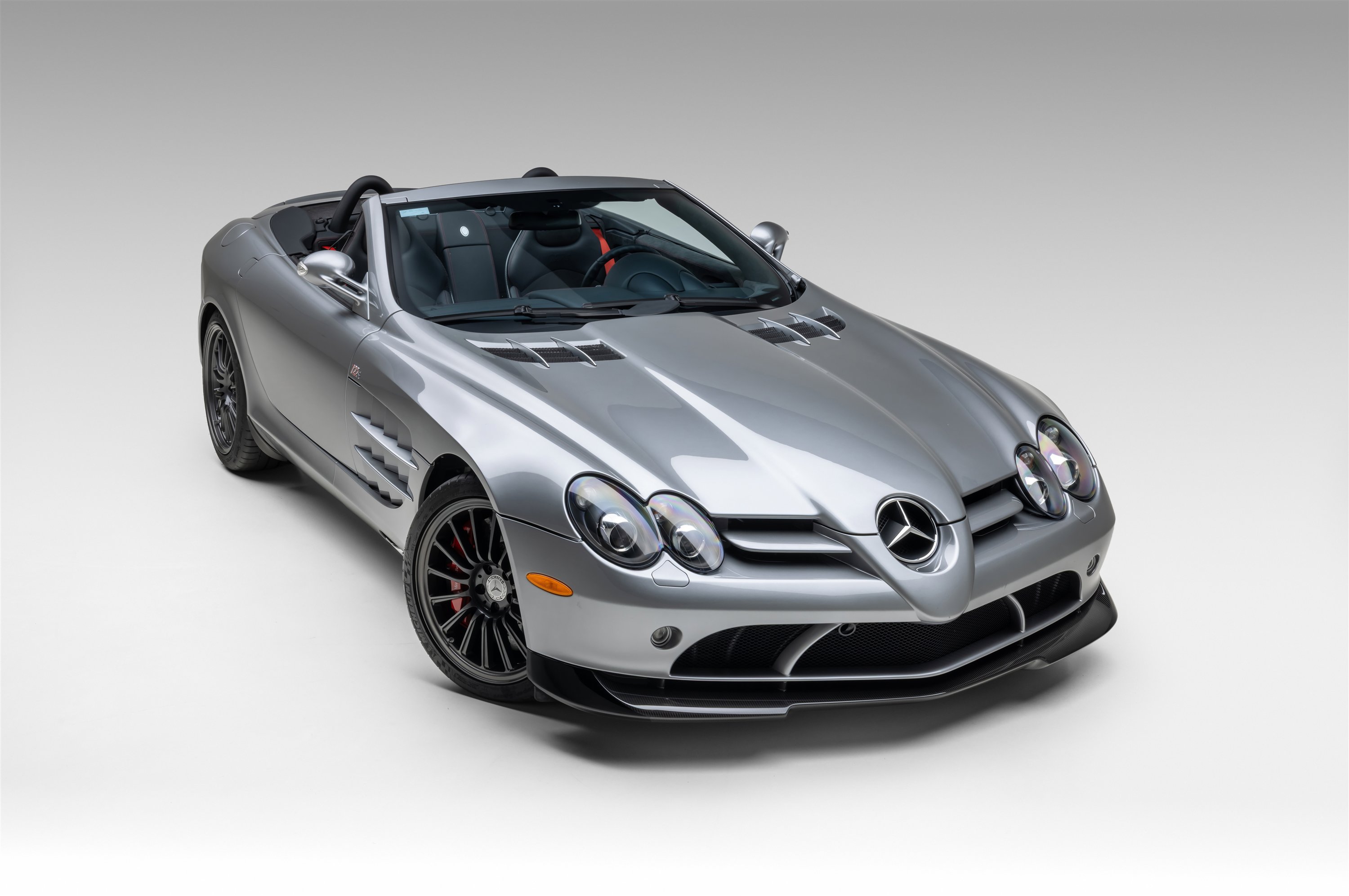 Used 2009 Mercedes-Benz SLR image 5