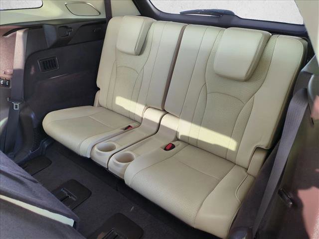 Used 2018 Lexus RX 350L Luxury w/ Accessory Package image 20