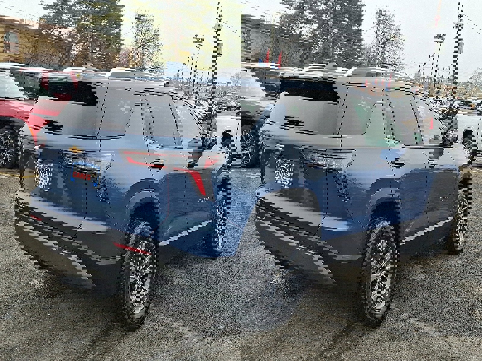 Used 2025 Chevrolet Equinox LT w/ Convenience Package II AWD/4WD image 6