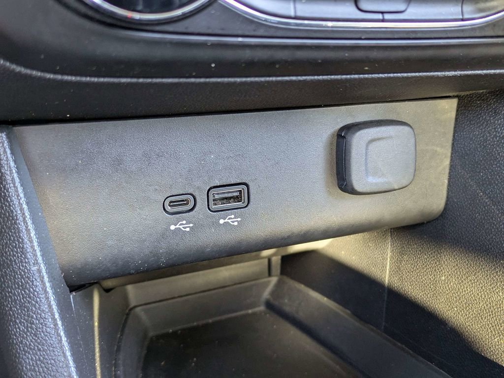 Used 2024 Buick Encore GX Preferred image 21