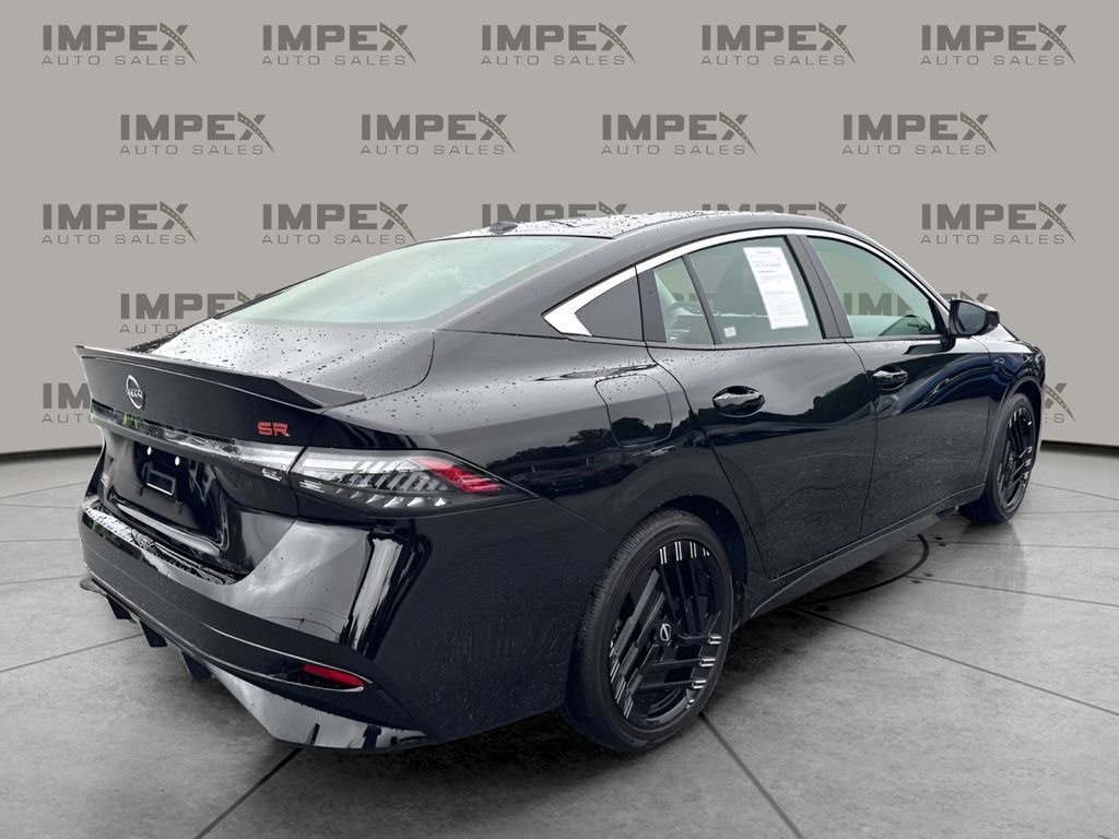 Used 2026 Nissan Sentra SR w/ Floor Mat Package FWD image 3