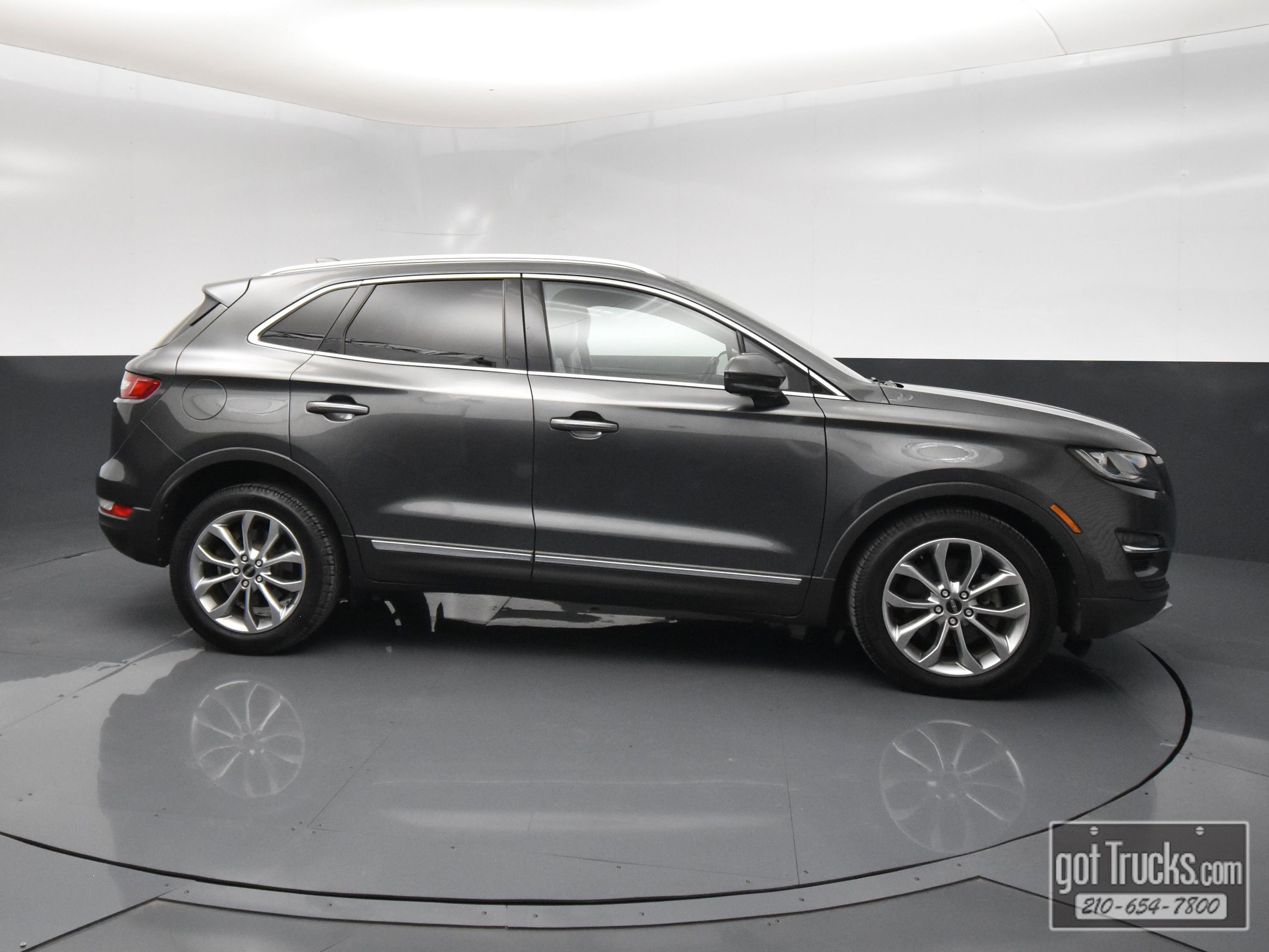 Used 2019 Lincoln MKC Select w/ Select Plus Package FWD image 47