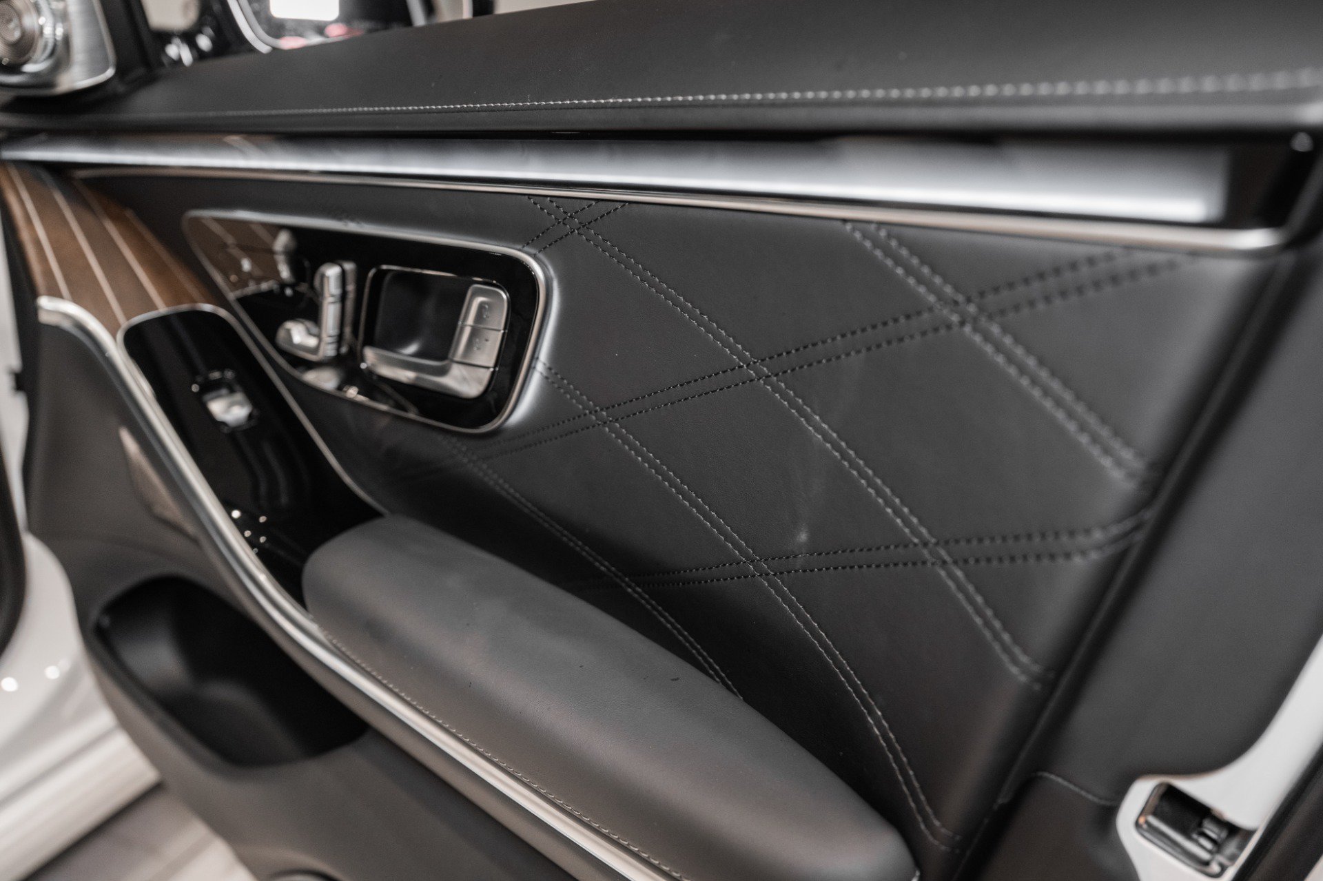Used 2023 Mercedes-Benz Maybach S 680 4MATIC image 57