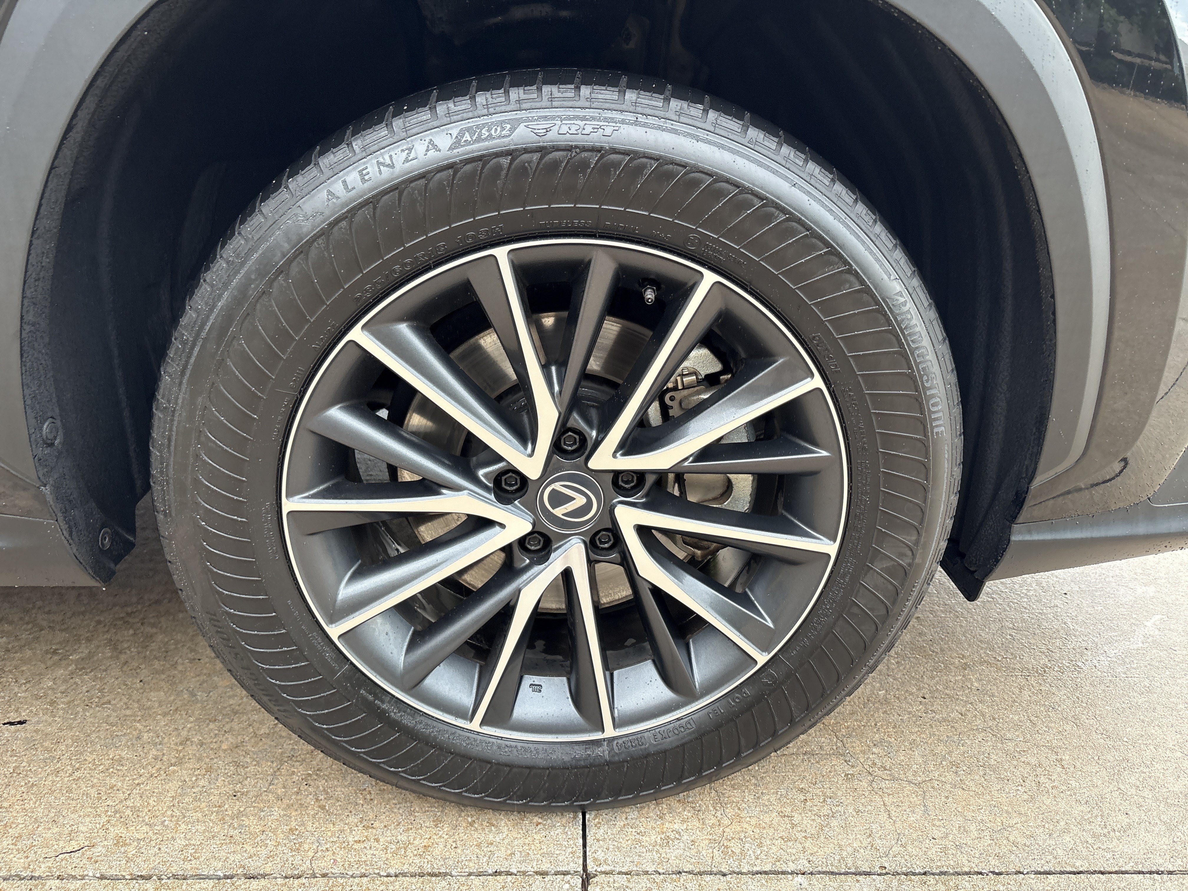 Used 2024 Lexus NX 250 FWD w/ Towing Package (2000 Lbs) image 13
