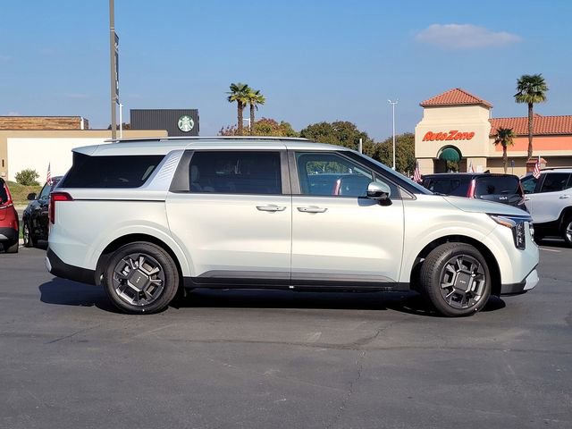 New 2026 Kia Carnival EX image 4