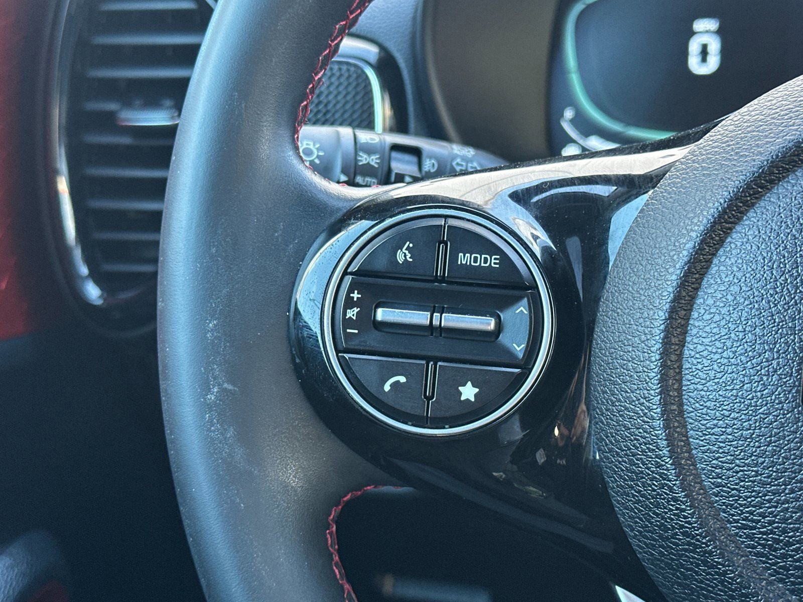 Used 2023 Kia Soul GT-Line w/ GT-Line Technology Package FWD image 27