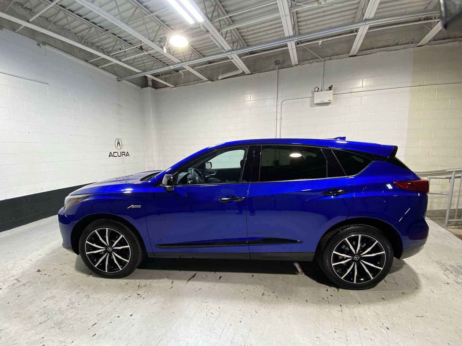 Certified 2025 Acura RDX A-Spec image 3