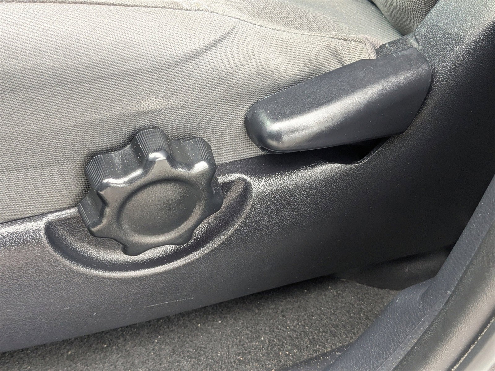 Used 2019 Toyota Tacoma SR5 image 20