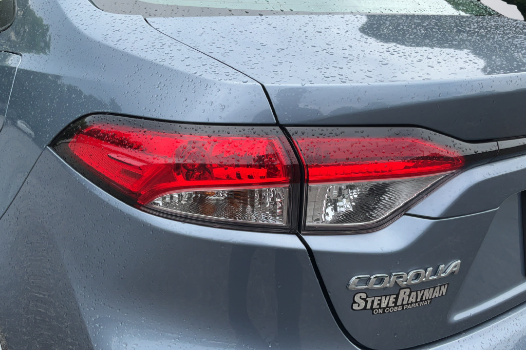 Used 2024 Toyota Corolla LE FWD image 28