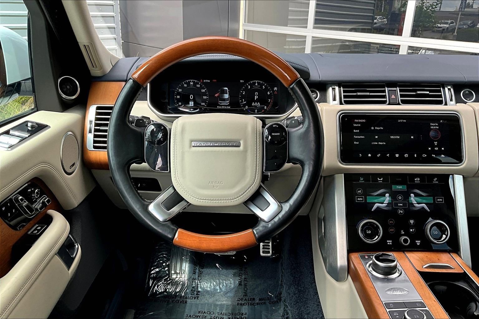 Used 2021 Land Rover Range Rover P525 Westminster Edition image 5