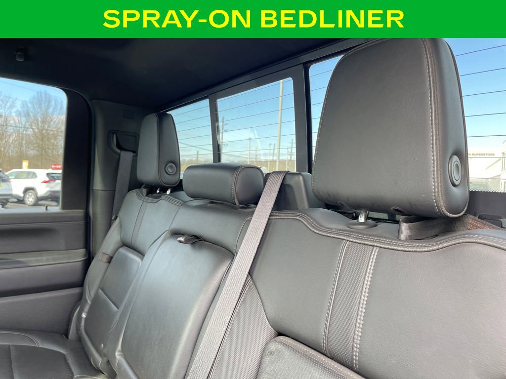 Used 2022 Chevrolet Silverado 2500 High Country image 16