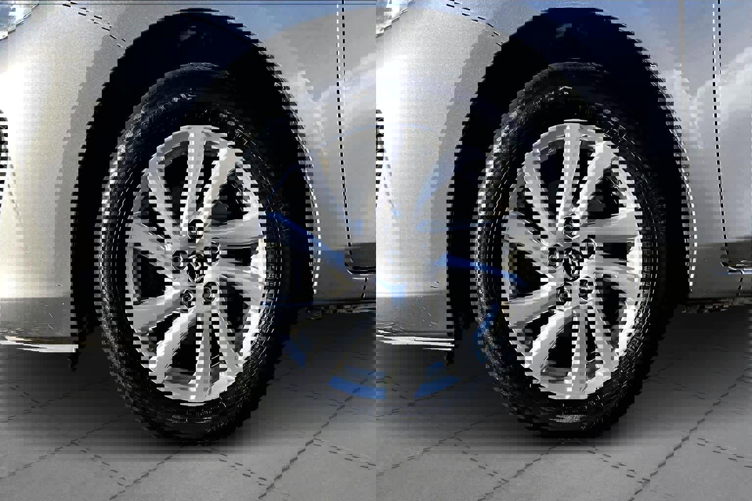 Used 2013 MAZDA MAZDA3 i Grand Touring image 10