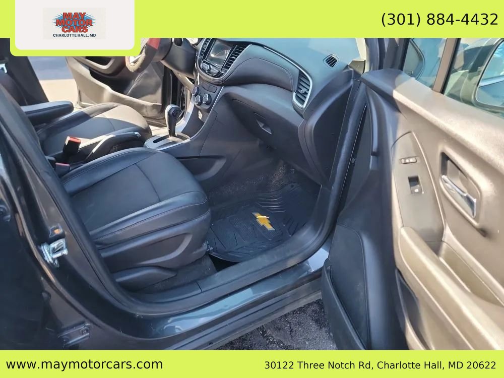 Used 2018 Chevrolet Trax LT w/ LT Convenience Package FWD image 10