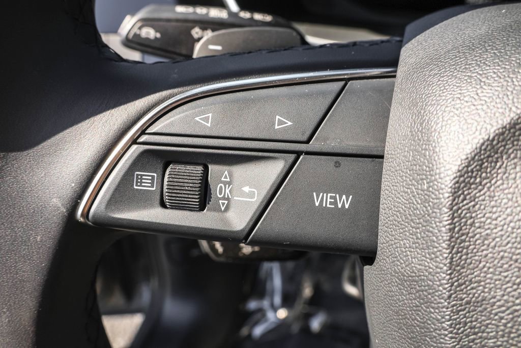 Used 2024 Audi Q3 2.0T Premium w/ Convenience Package image 32