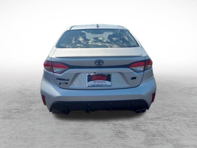 Certified 2025 Toyota Corolla SE w/ SE Premium Package FWD image 6