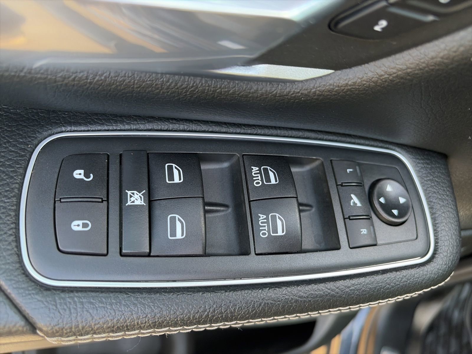 Used 2020 RAM 1500 Laramie w/ Sport Appearance Package image 14