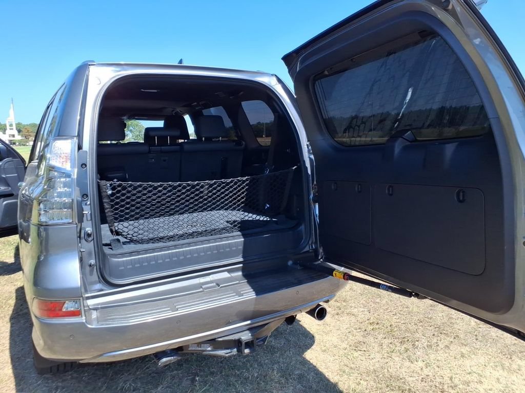 Used 2021 Lexus GX 460 Premium w/ Premium Package AWD/4WD image 24