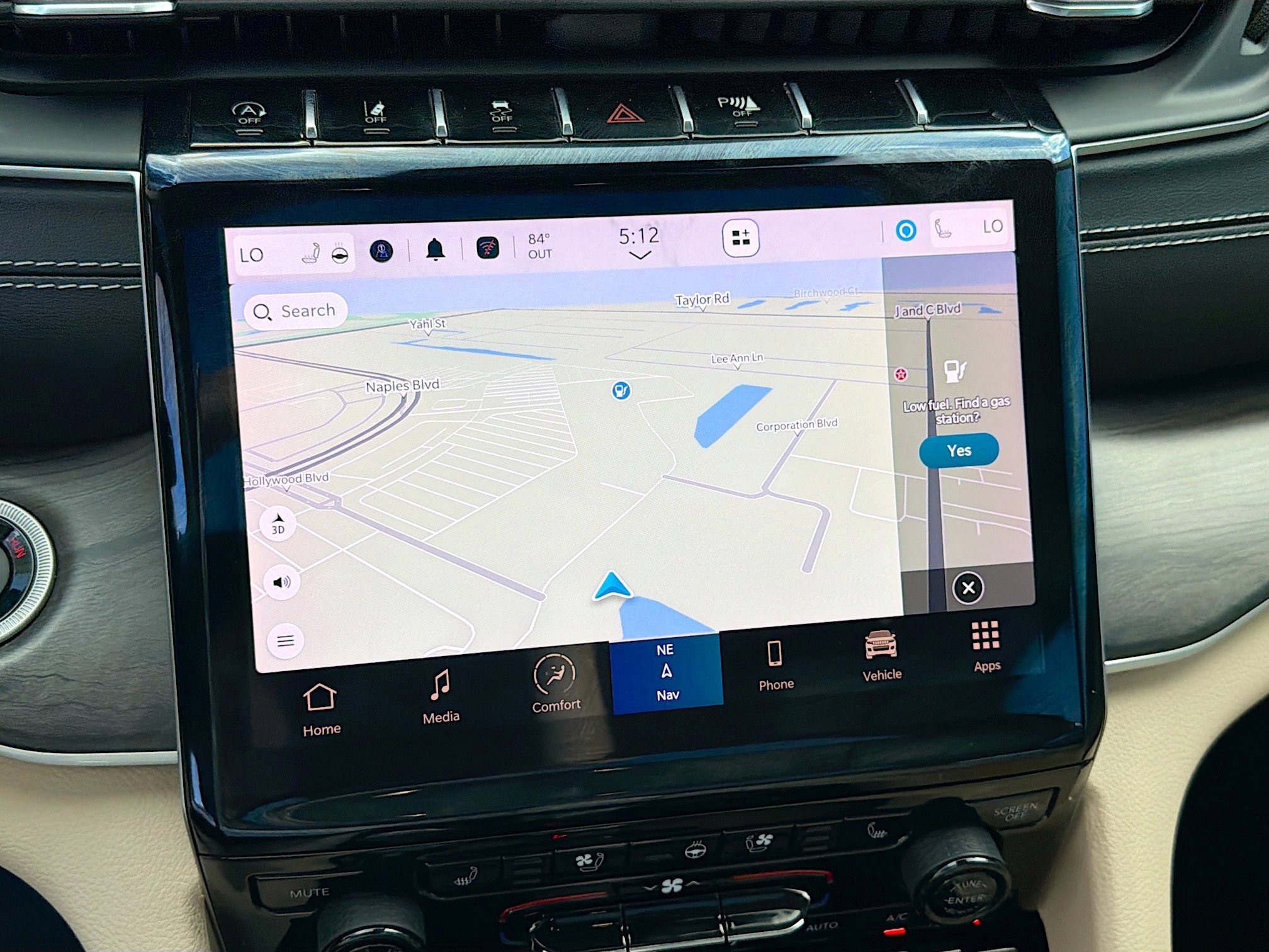 Used 2022 Jeep Grand Cherokee Limited w/ Luxury Tech Group II image 33