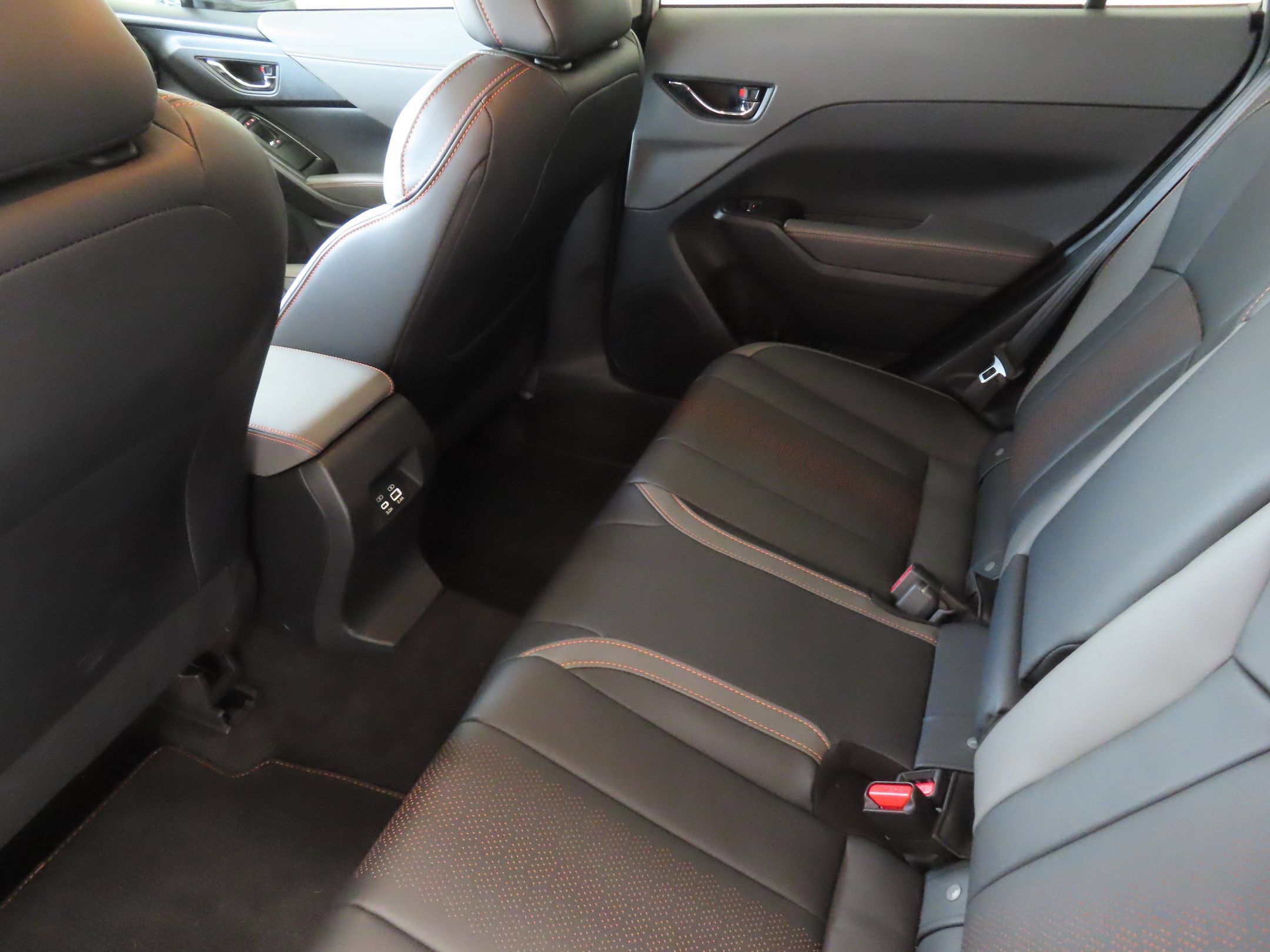 Used 2025 Subaru Crosstrek 2.5i Limited AWD/4WD image 23
