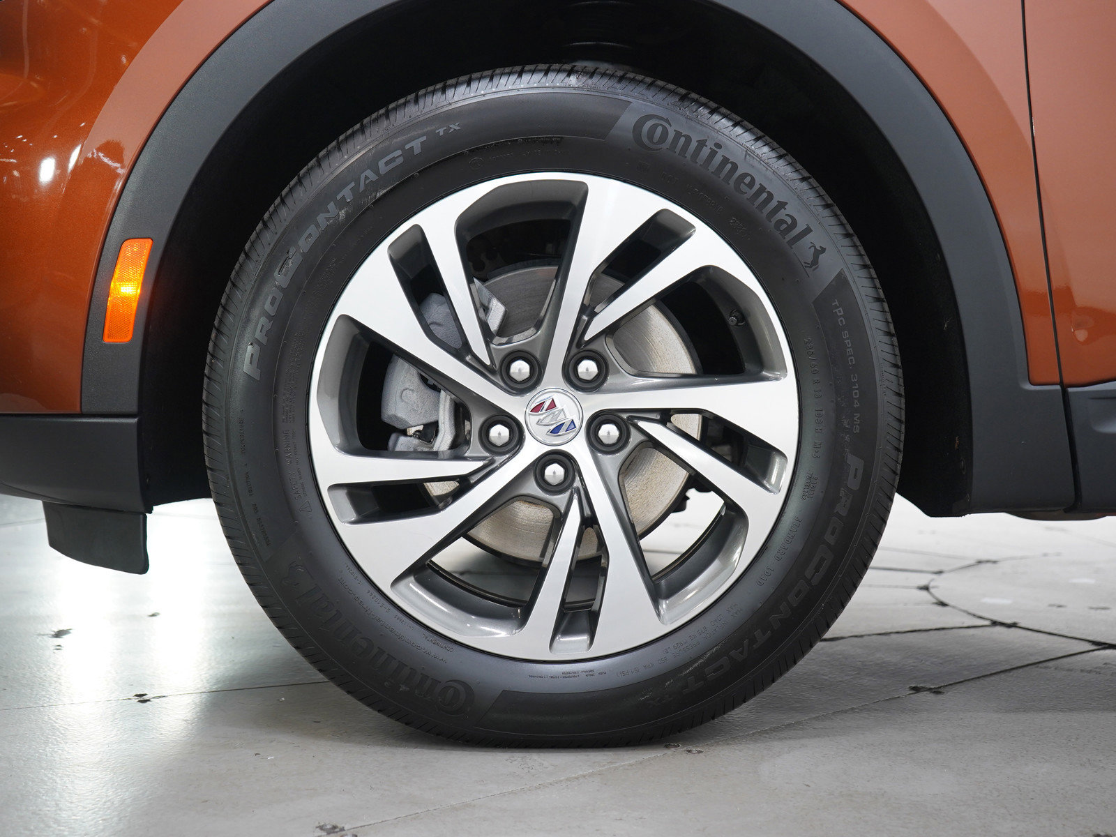 Used 2022 Buick Envision Essence w/ Technology Package I image 27