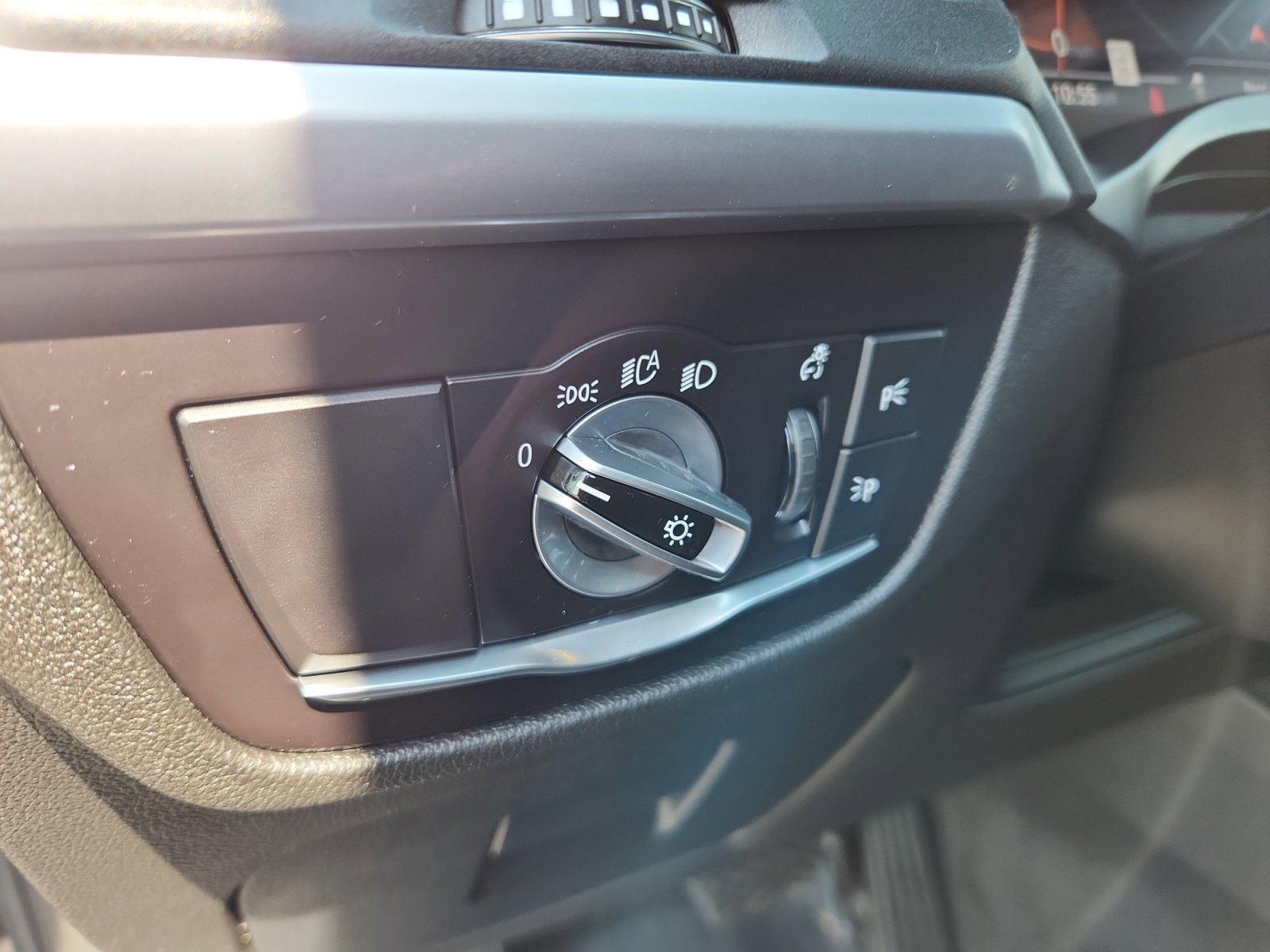 Used 2022 BMW X3 xDrive30i w/ Premium Package image 31