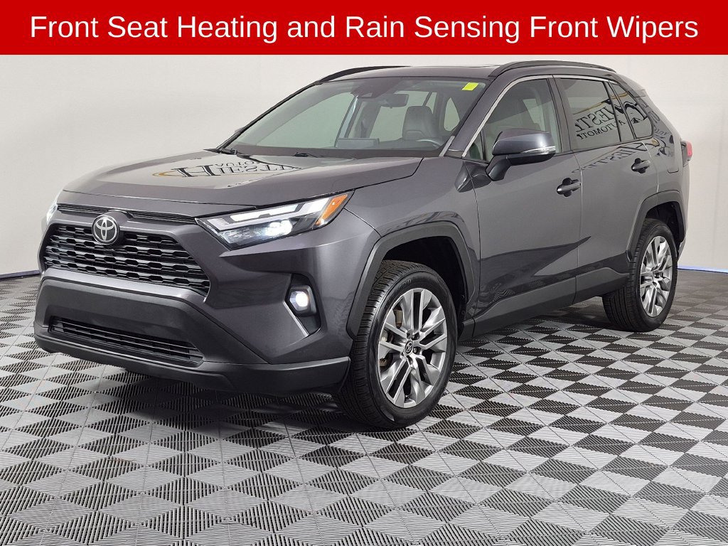 Used 2022 Toyota RAV4 XLE Premium FWD image 9