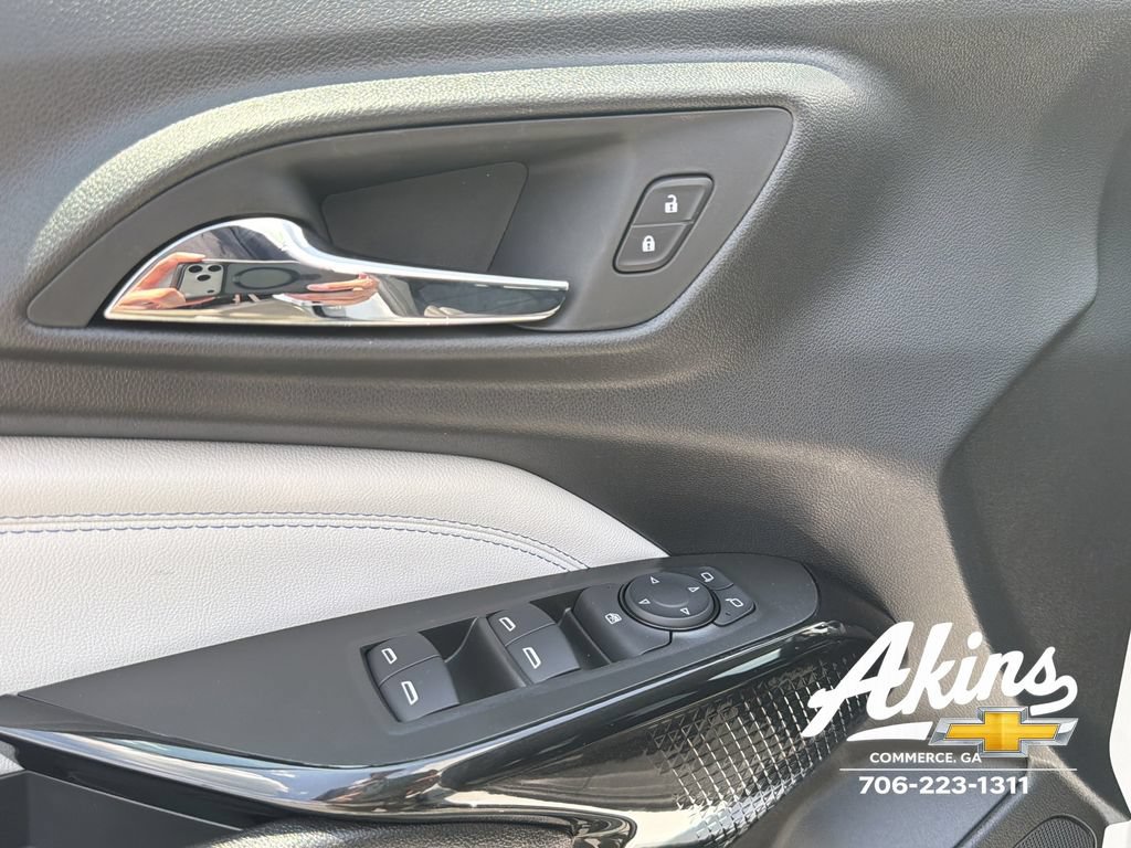 New 2026 Chevrolet Trax LT w/ Driver Confidence Package FWD image 15