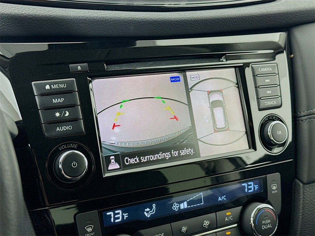 Used 2018 Nissan Rogue SL image 19