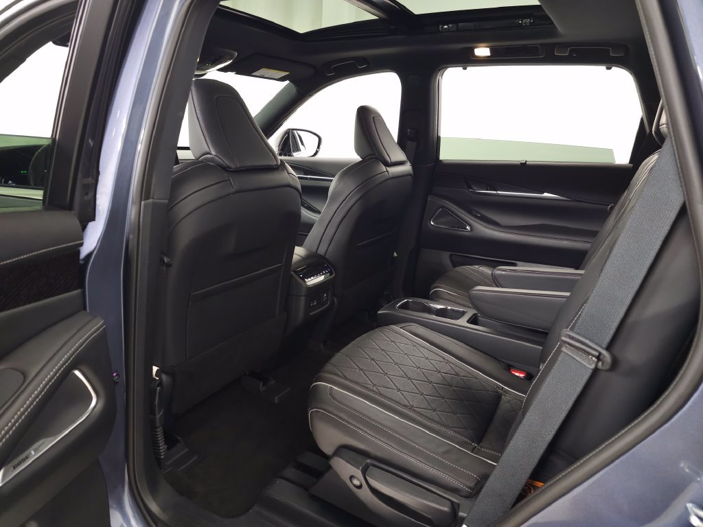 Used 2023 INFINITI QX60 Autograph w/ Cargo Package AWD/4WD image 37