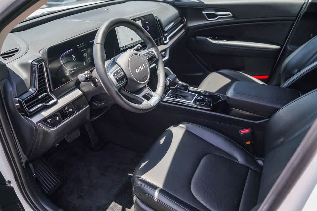 Certified 2025 Kia Sportage EX FWD image 16
