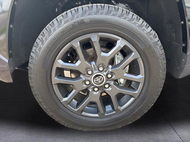 Used 2023 Toyota Tundra Platinum AWD/4WD image 10