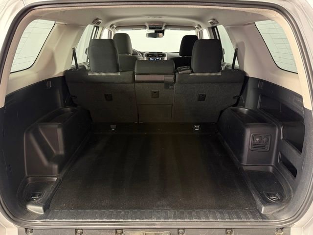 Used 2024 Toyota 4Runner SR5 AWD/4WD image 25