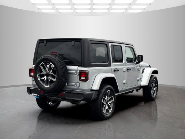 Used 2024 Jeep Wrangler Unlimited w/ Convenience Group image 7