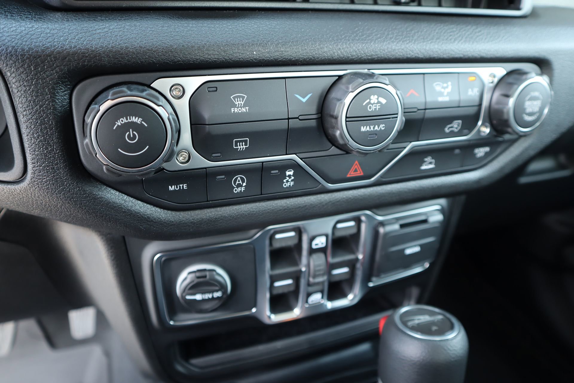 New 2026 Jeep Gladiator Sport AWD/4WD image 7
