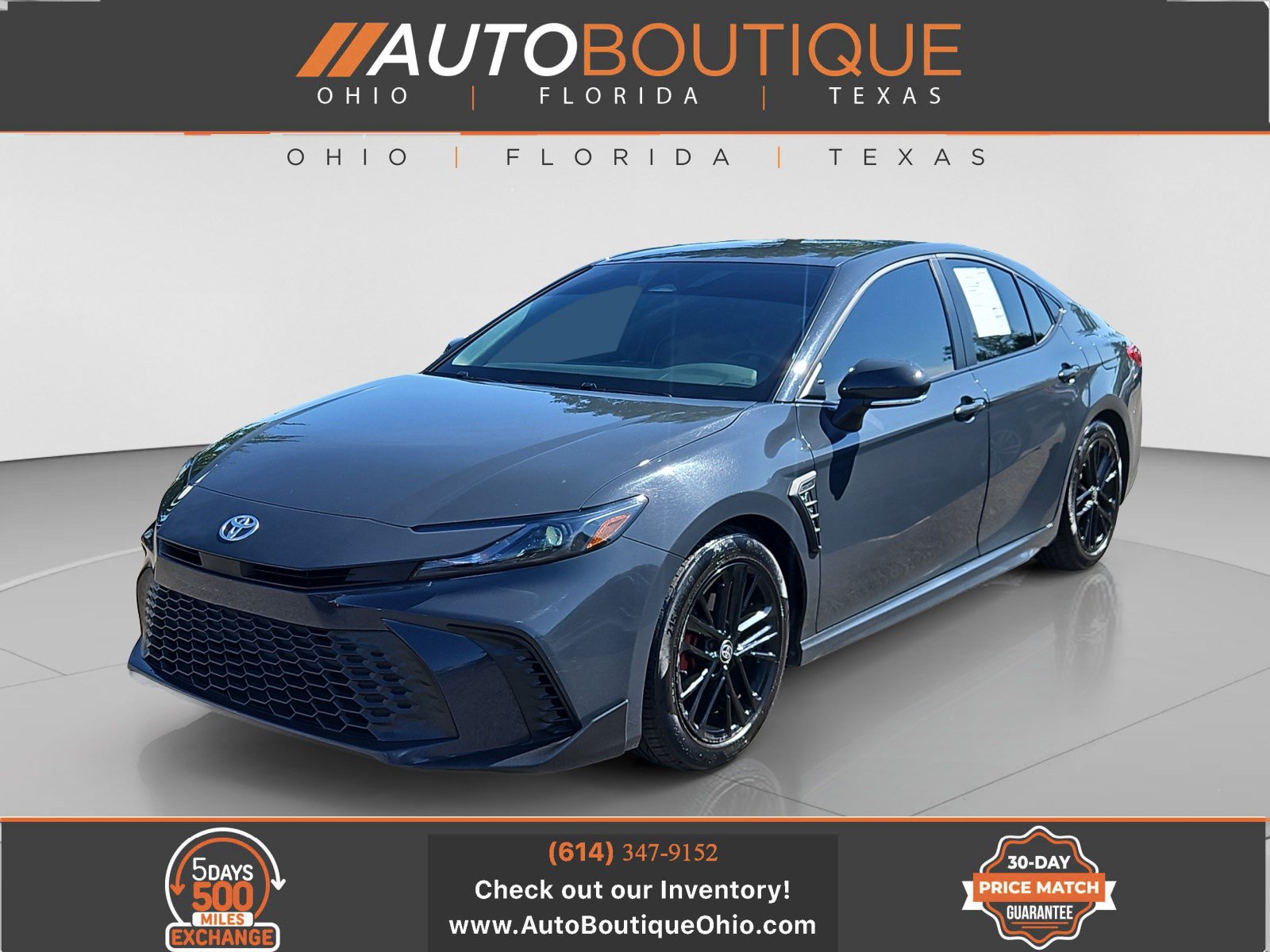 Used 2025 Toyota Camry SE FWD image 1