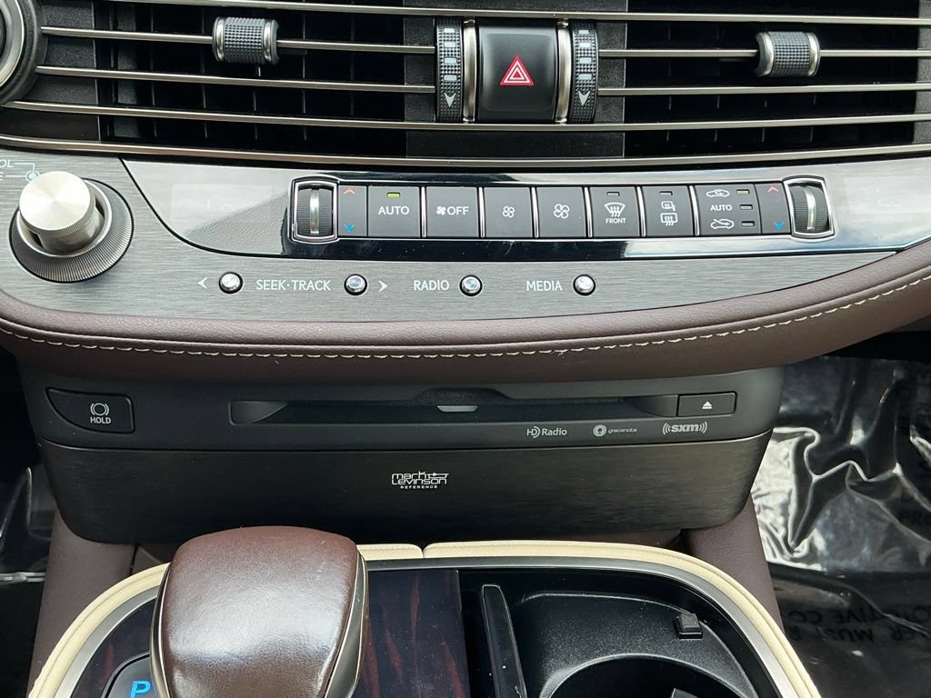 Used 2018 Lexus LS 500 w/ Interior Upgrade Package RWD image 24