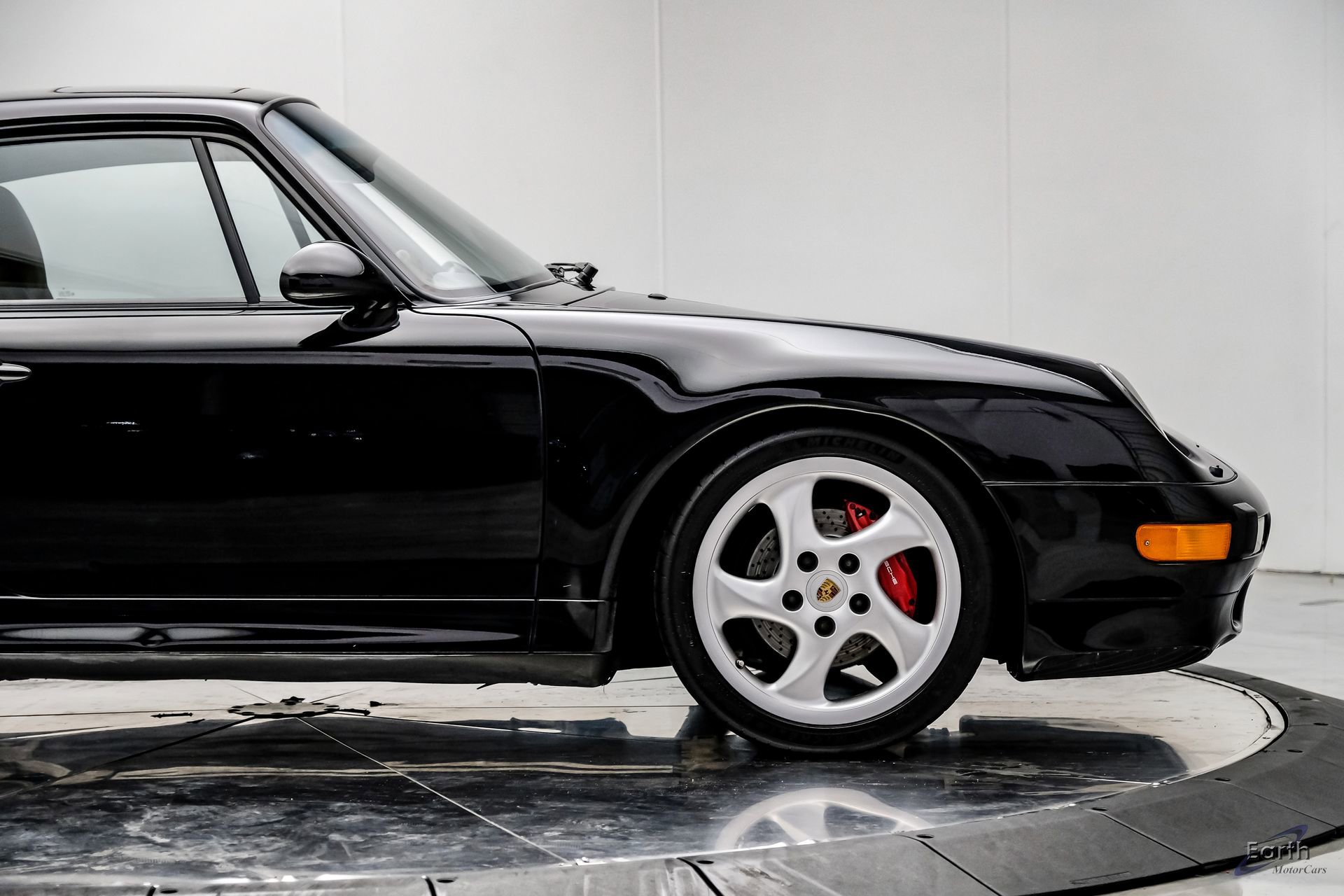 Used 1997 Porsche 911 Carrera S RWD image 28