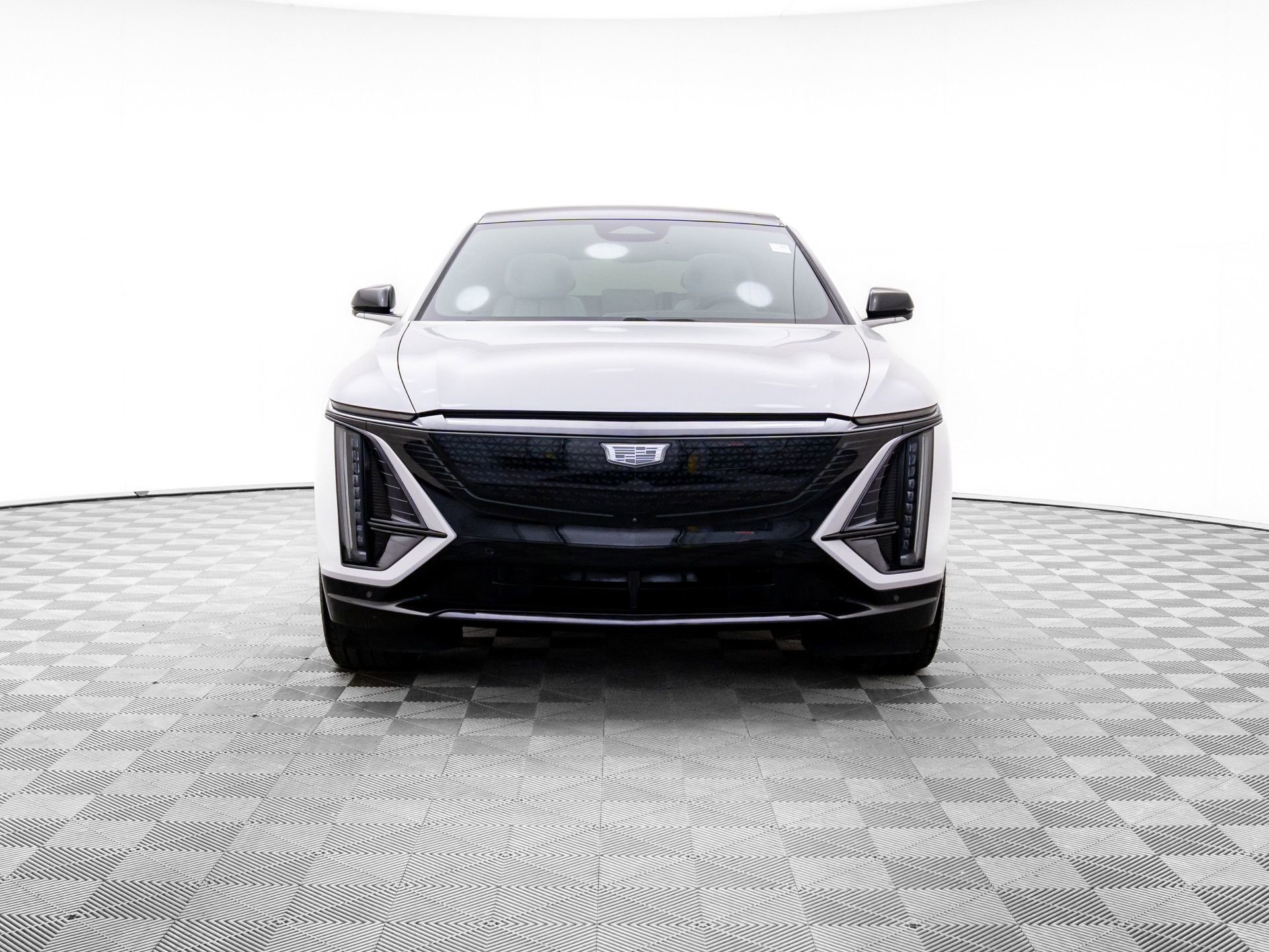 Used 2024 Cadillac Lyriq Sport image 10