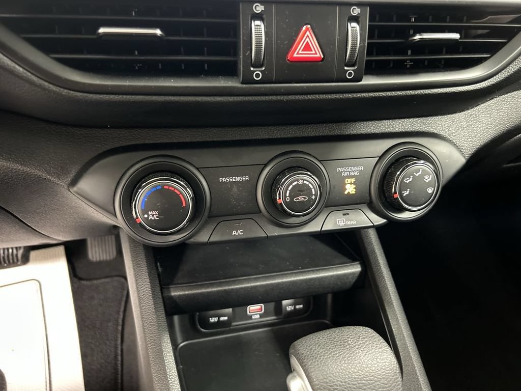Certified 2023 Kia Forte LXS w/ LXS Technology Package FWD image 16