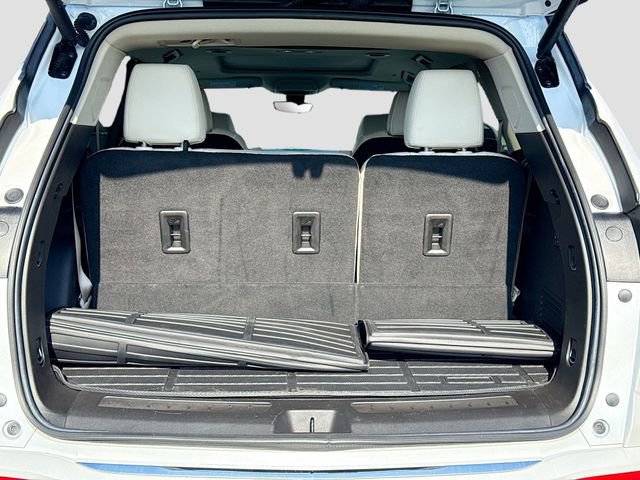Used 2024 Buick Enclave Avenir w/ Trailering Package, 5000 lbs. FWD image 30